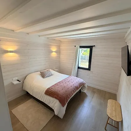 Chez Mémé Cécile Nyaraló